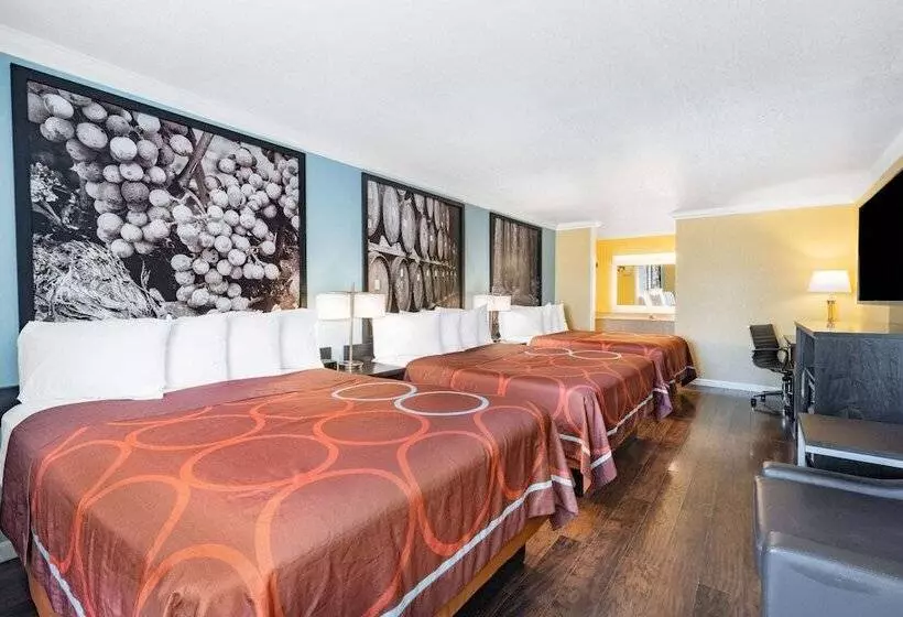 Standard-huone, Super 8 By Wyndham Ukiah