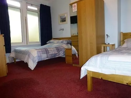 اتاق استاندارد سه نفره, The Meltham Guesthouse Scarborough