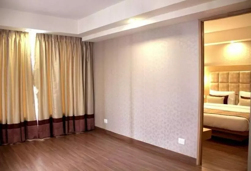 Superior-huone, K Hotel
