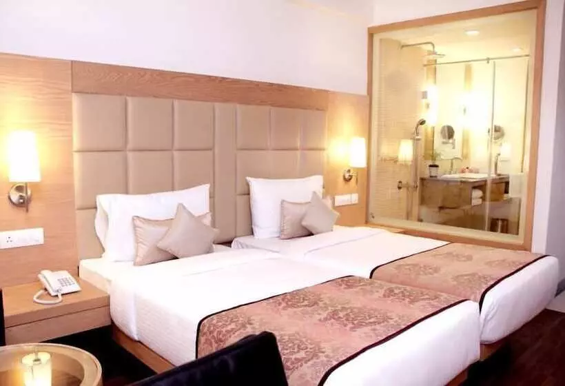 Superior-huone, K Hotel