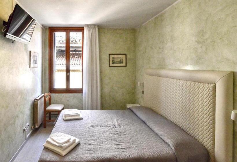 חדר סטנדרט, Locanda Silva