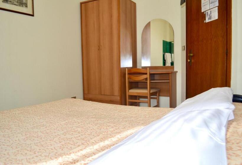 חדר סטנדרט חדר אמבטיה משותף, Locanda Silva