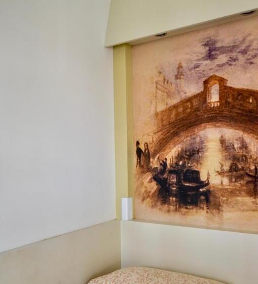 חדר סטנדרד יחיד חדר אמבטיה משותף, Locanda Silva