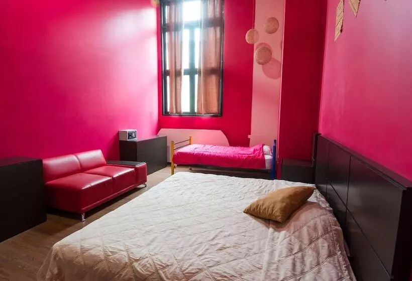 バス共有のスタンダードルーム, Hostal Amigo