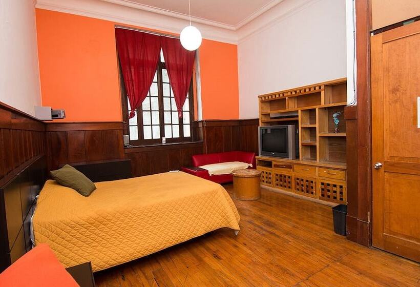 Люкс, Hostal Amigo