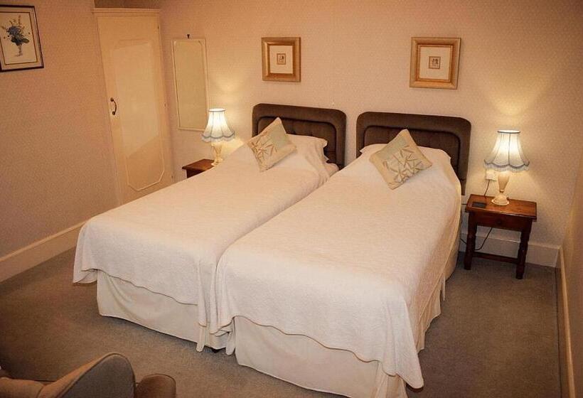 Номер Стандарт, The Chudleigh