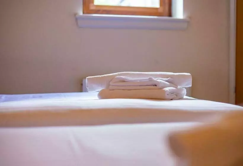 Habitación Estàndard Individual, Crown