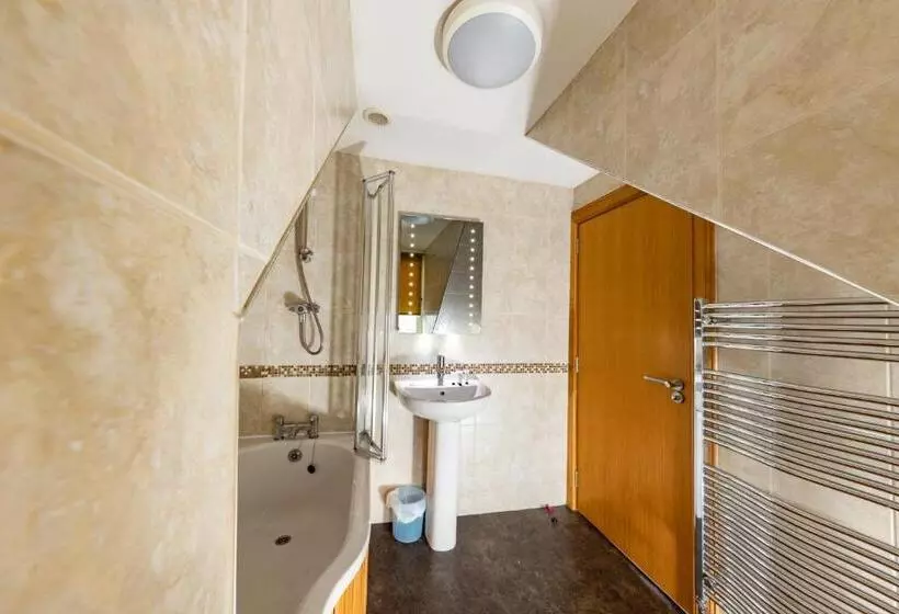 Habitació Superior, Crown