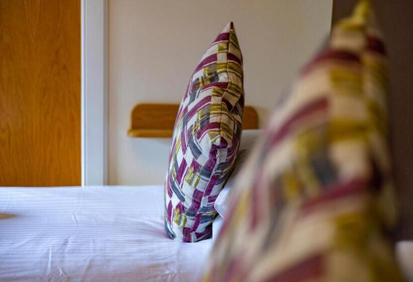 高级大房间, Crown