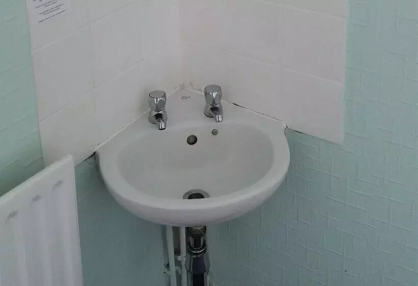 اتاق استاندارد یک نفره, Diamonds Villa Near York Hospital