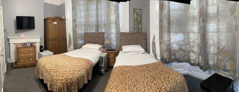 수피리어 룸, Diamonds Villa Near York Hospital