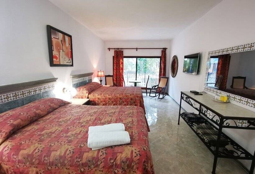 חדר פרמיום לשלושה, Doralba Inn