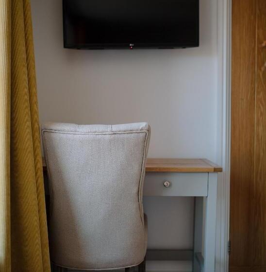 غرفة قياسية فردية, Hebden Townhouse