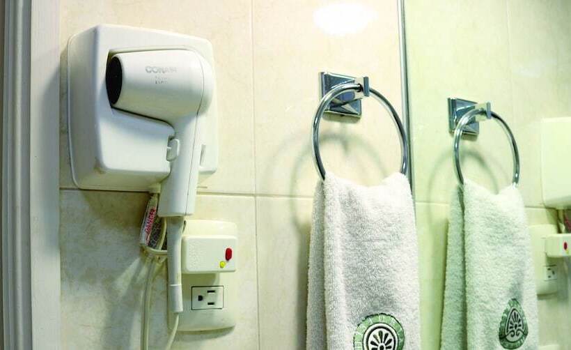 스탠다드 룸 더블 침대 2개, Historia