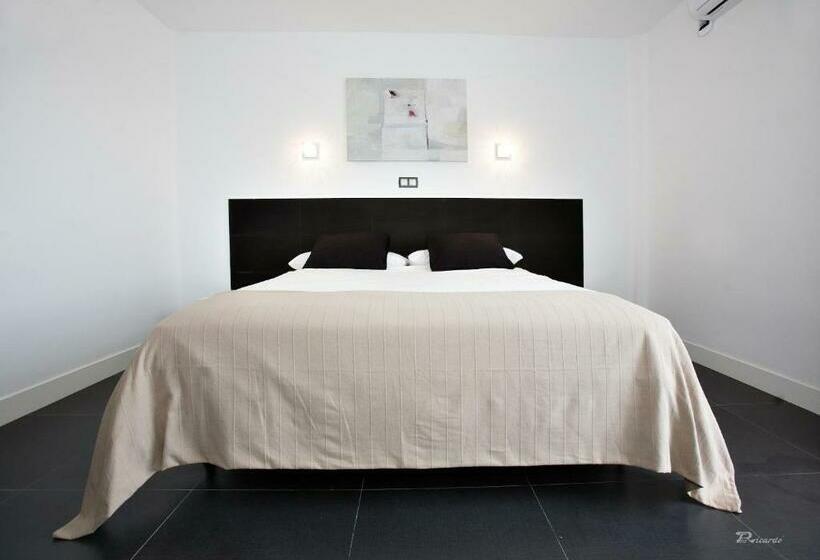 オーシャンビュースタンダードルームテラス付き, Natursun