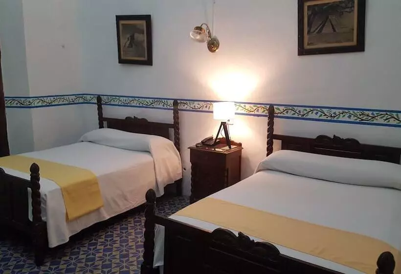 اتاق استاندارد, Real Toledo By Kavia
