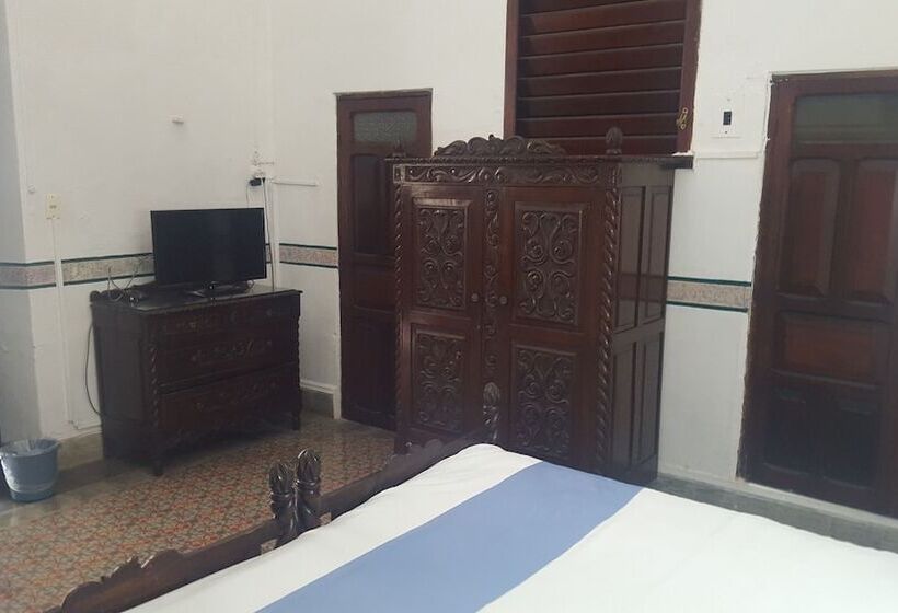 غرفة قياسية, Real Toledo By Kavia