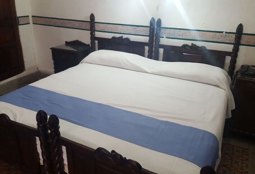 غرفة قياسية, Real Toledo By Kavia