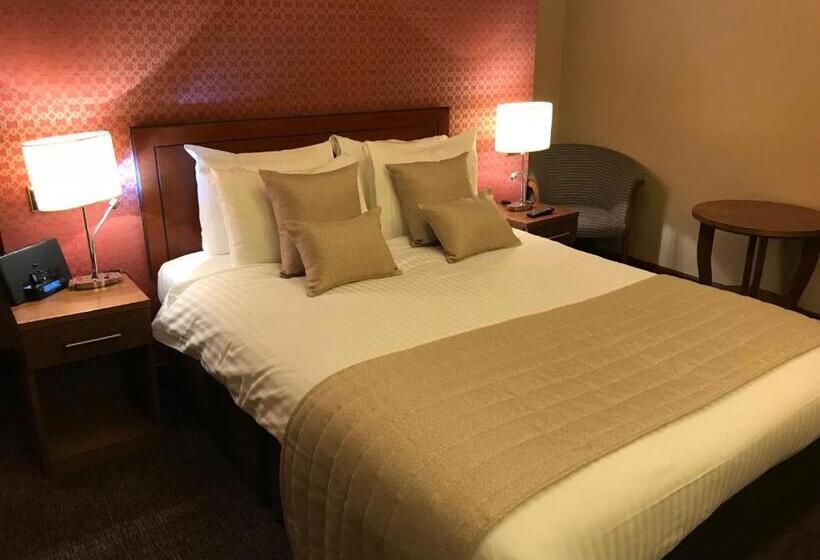 기본룸, The Globe Inn