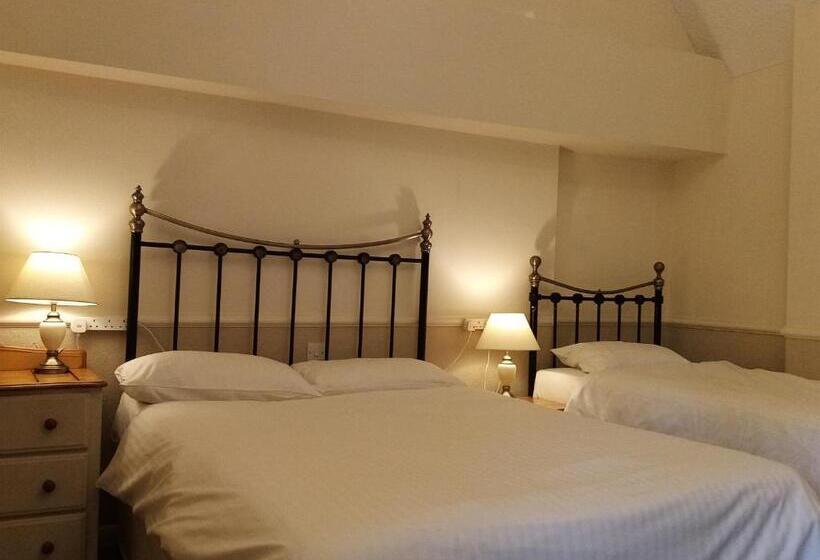 اتاق سوپریور سه تخته, The Sibson Inn