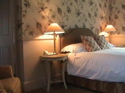 اتاق سوپریور سه تخته, The Sibson Inn