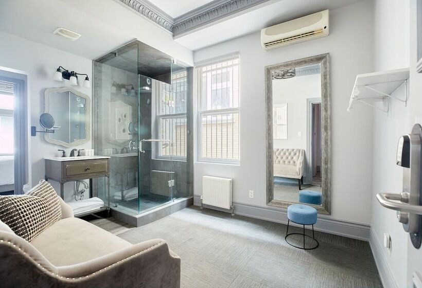 Номер Superior, Sonder The Wellesley