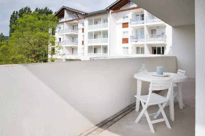 Standard-studio, Zenitude Hôtel Résidences La Versoix