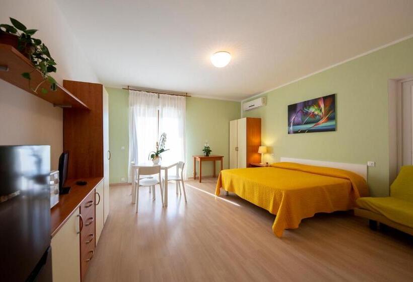 استودیوی استاندارد, Holiday Appartamenti