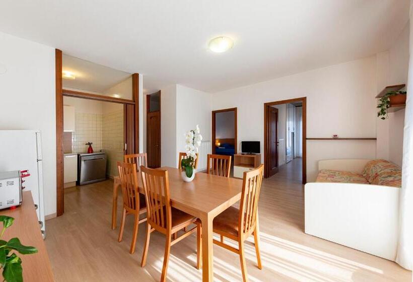 آپارتمان 2 خوابه, Holiday Appartamenti