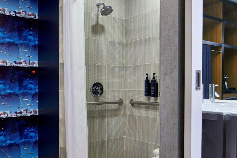 Номер Стандарт, Aloft Dulles Airport North