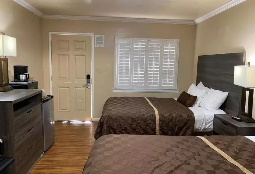 Standard-huone 2 Parivuodetta, Holland Inn & Suites