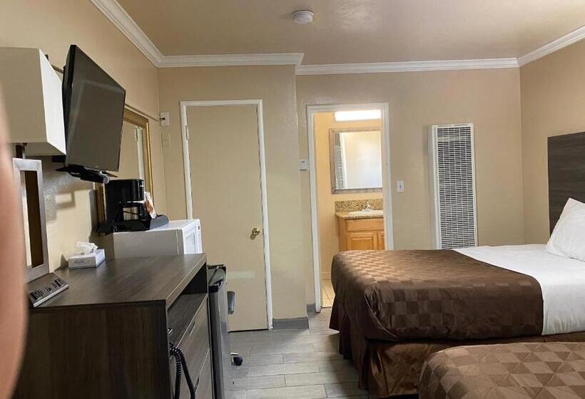 Номер Стандарт 2 Двуспальные Кровати, Holland Inn & Suites