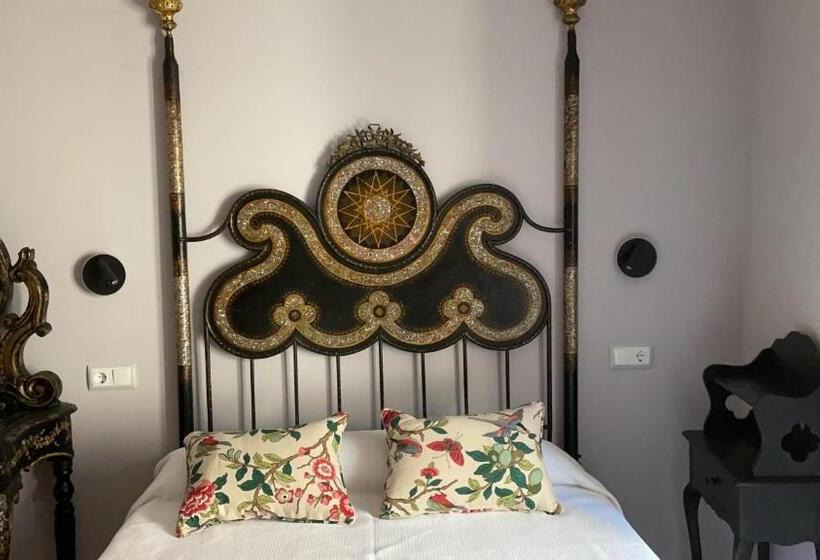 شقة غرفة واحدة, Hospederia Los Templarios