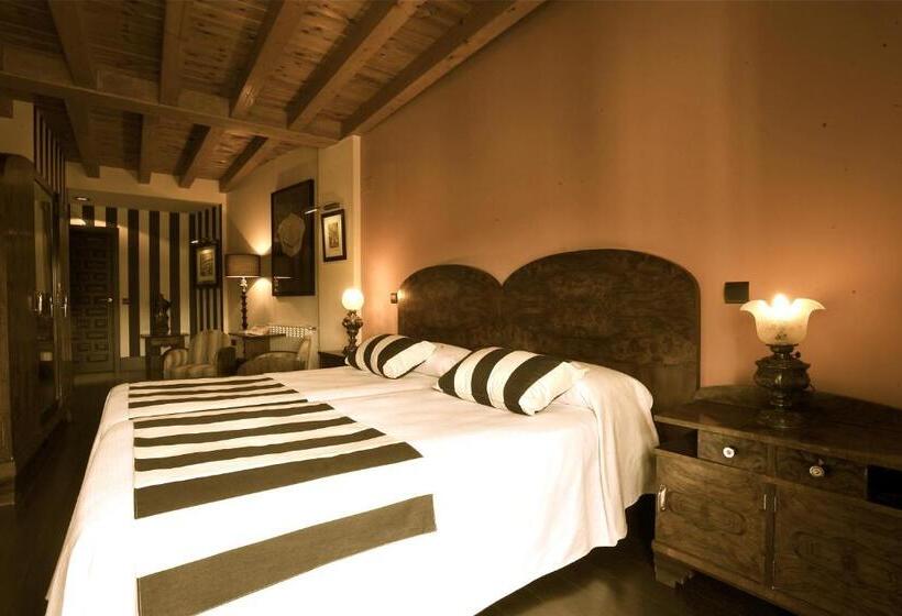 غرفة قياسية, Hospederia Los Templarios