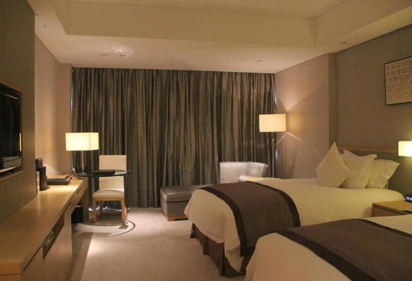 带大床的豪华间, Howard Johnson Ifc Plaza Ningbo