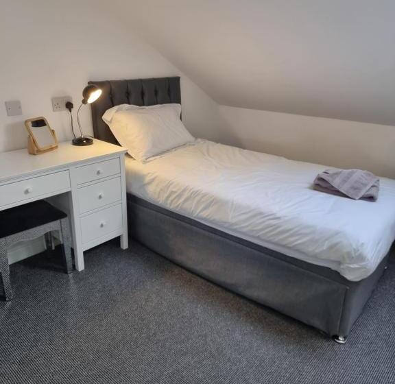 Deluxe-perhehuone, Langley House