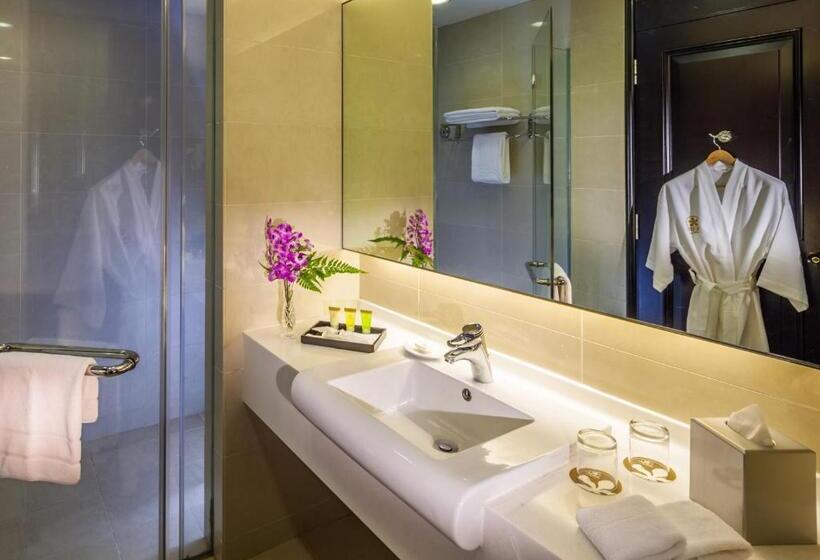 اتاق استاندارد چهار تخته, Orchid Country Club