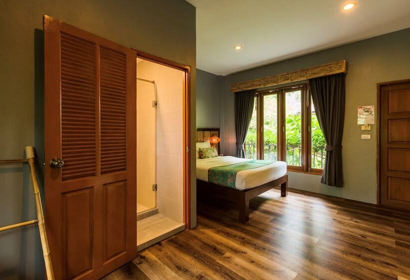 غرفة ديلوكس مزودة بشرفة, Railay Phutawan Resort