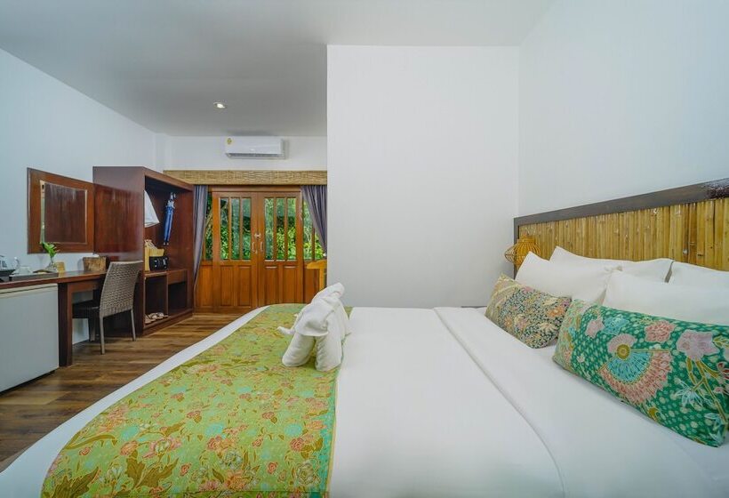 غرفة ديلوكس مزودة بشرفة, Railay Phutawan Resort