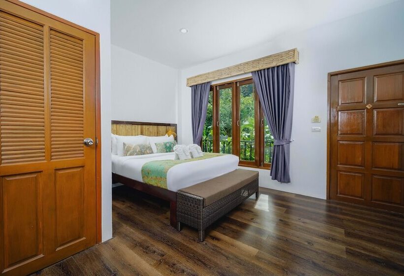 غرفة ديلوكس مزودة بشرفة, Railay Phutawan Resort