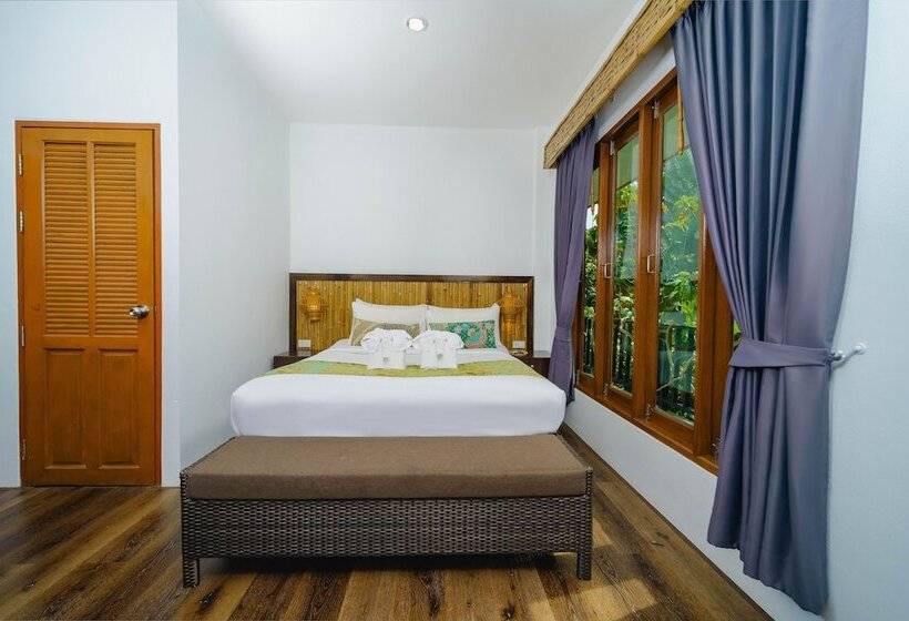 غرفة ديلوكس مزودة بشرفة, Railay Phutawan Resort