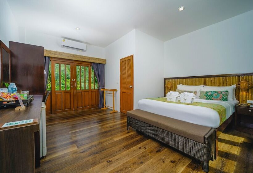 غرفة ديلوكس مزودة بشرفة, Railay Phutawan Resort