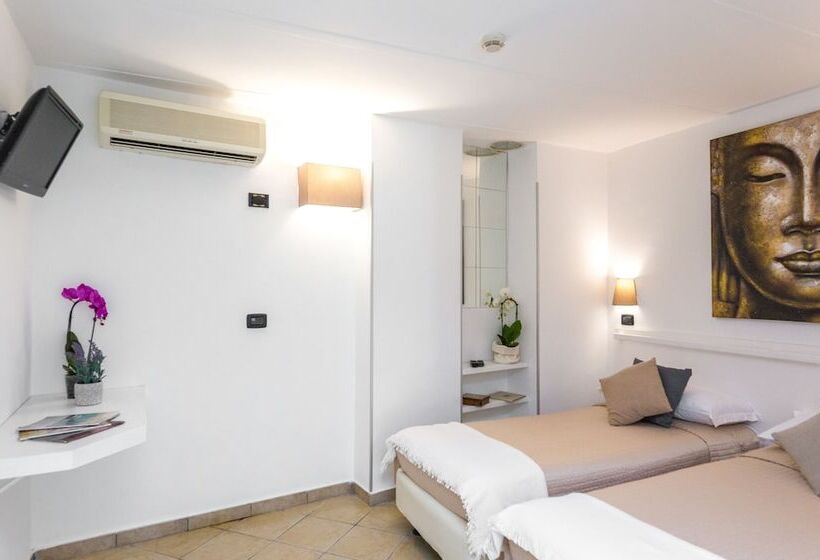 Quarto Triplo Estandar, Rivoli Sorrento