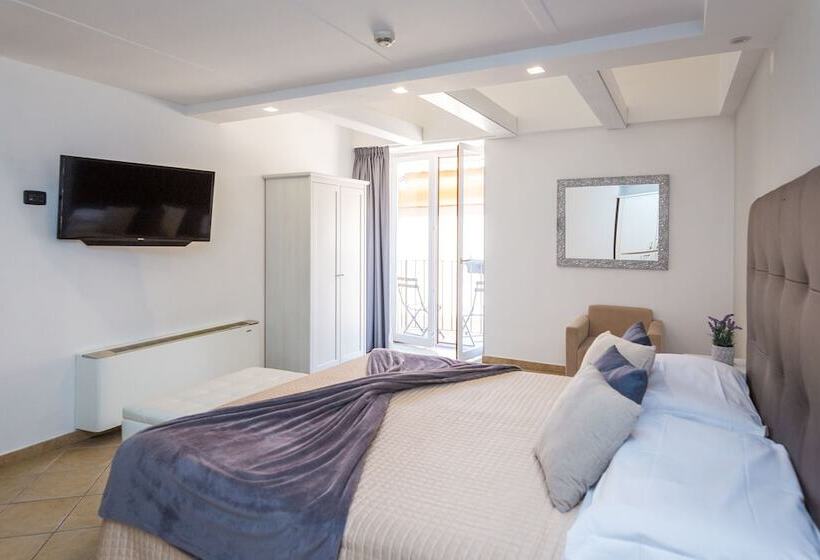 Quarto Estandar, Rivoli Sorrento