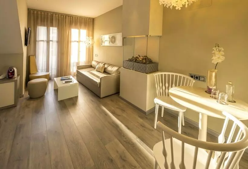سوییت, & Spa Princesa Munia