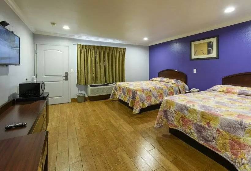 ２ダブルベッドのスタンダードルーム, Hyland Inn Long Beach