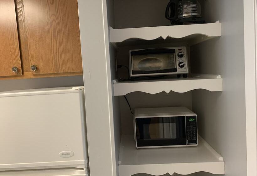 דירת חדר, Oak Square 309