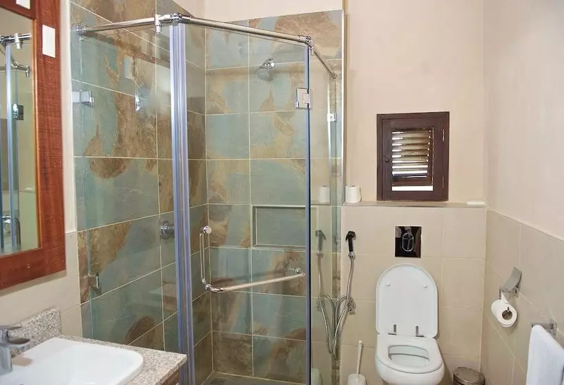 اتاق استاندارد, The Great Rift Valley Lodge & Golf Resort