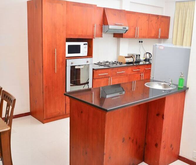 سوییت لوکس, Unique Towers Luxury Boutique Suites