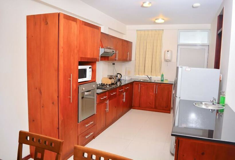 سوییت لوکس, Unique Towers Luxury Boutique Suites